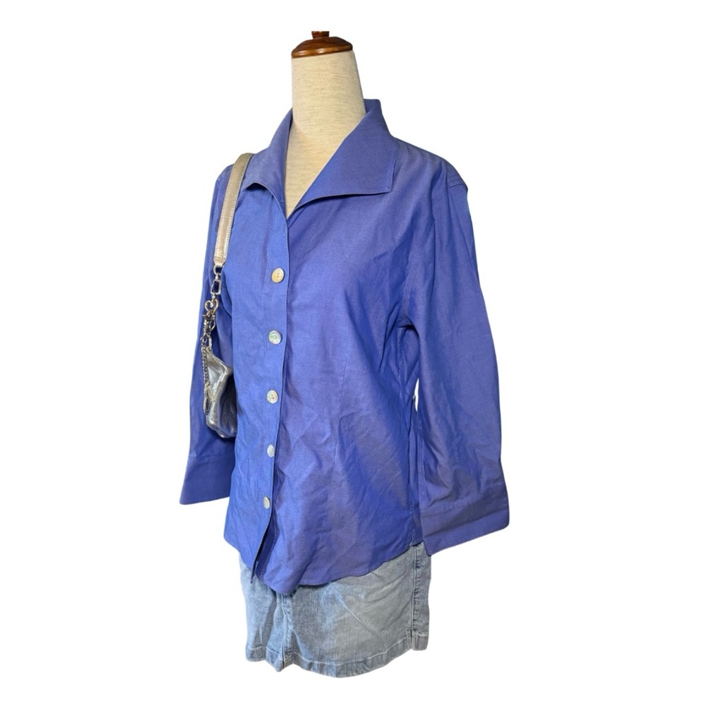 Academia Periwinkle Blue Button-Up Foxcroft Shirt‎ Size 8
